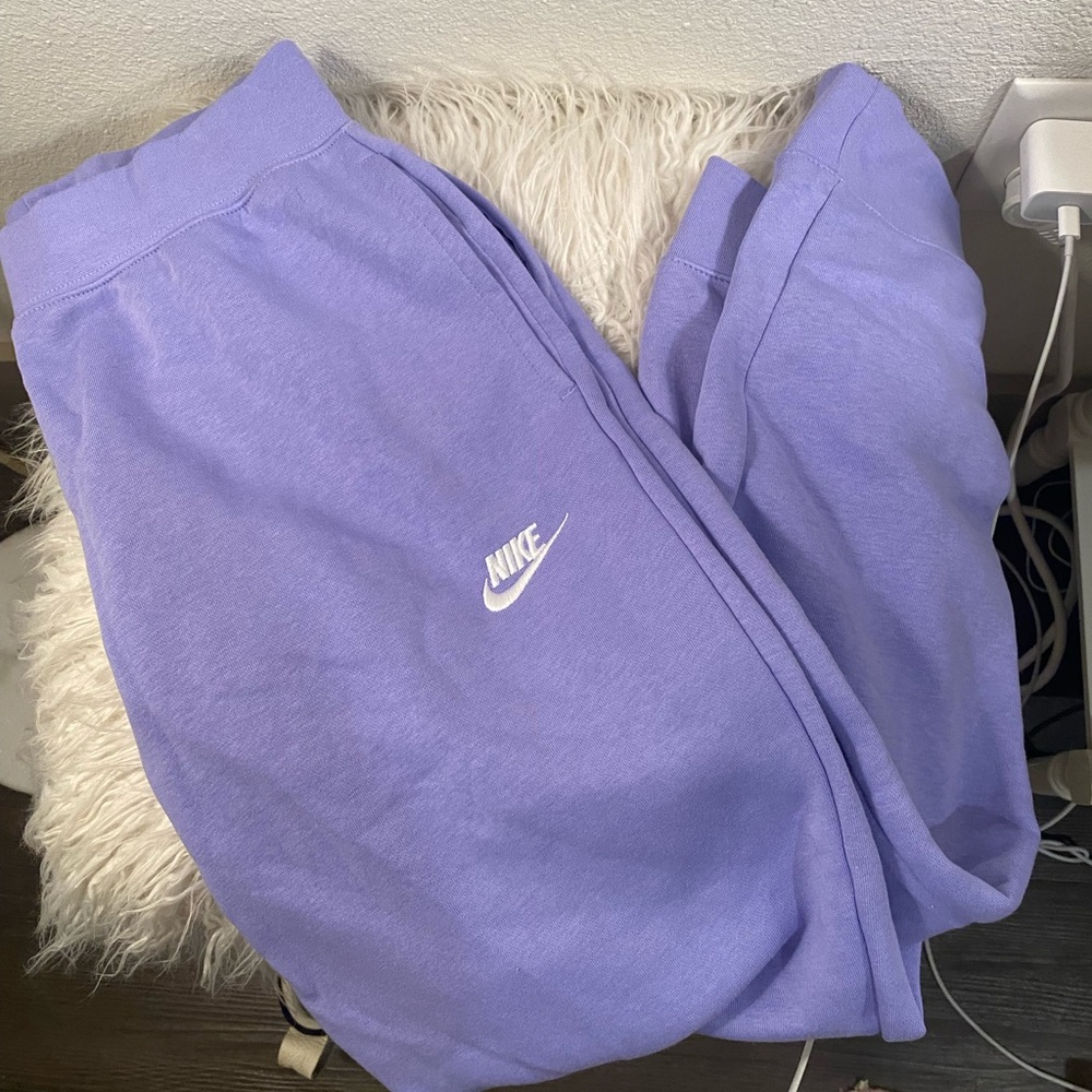 Nike joggers
